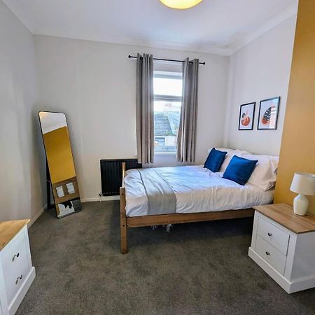 Spacious And Homey 4 Bedroom House Bishop Auckland Exterior foto