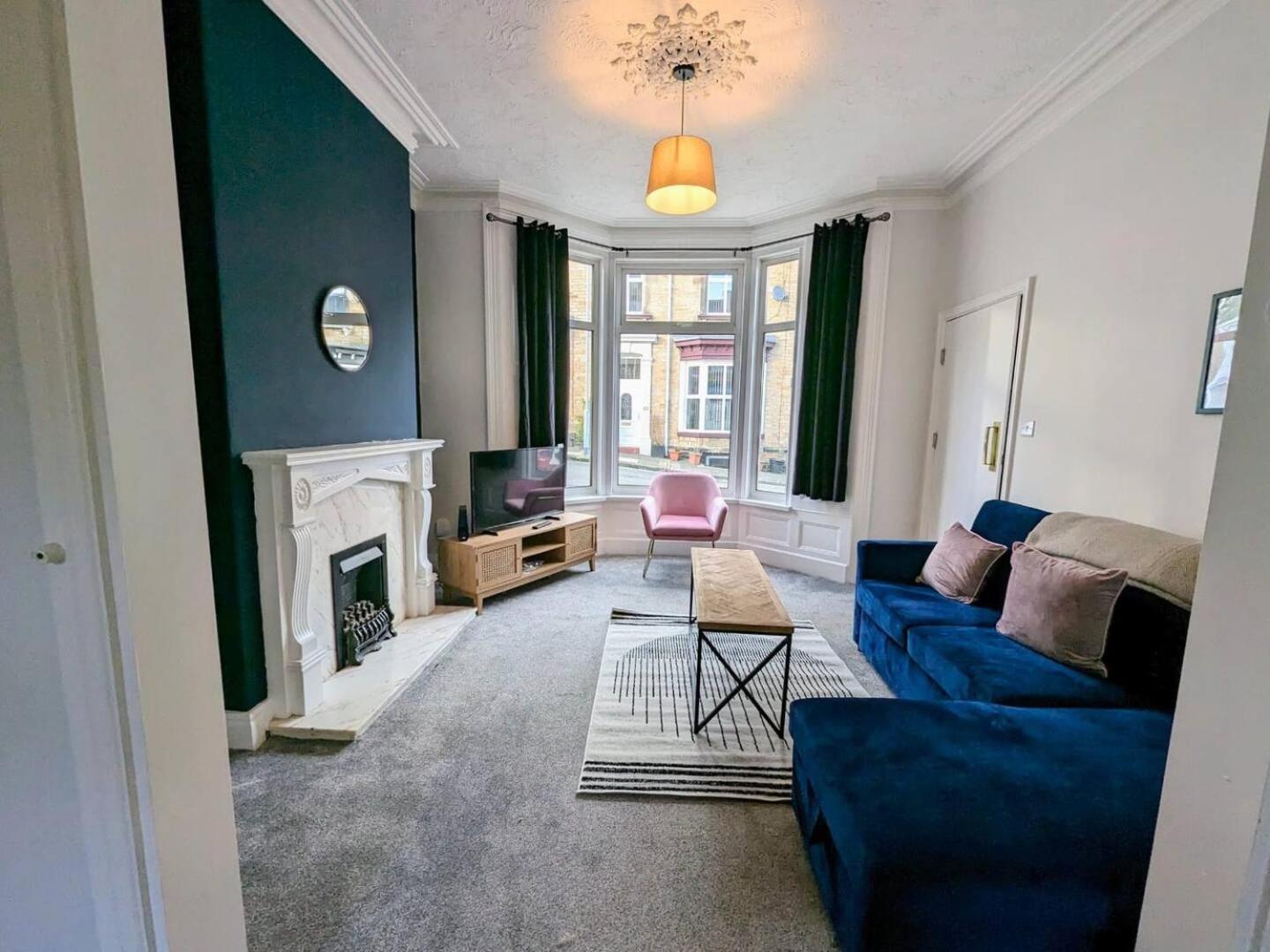Spacious And Homey 4 Bedroom House Bishop Auckland Exterior foto